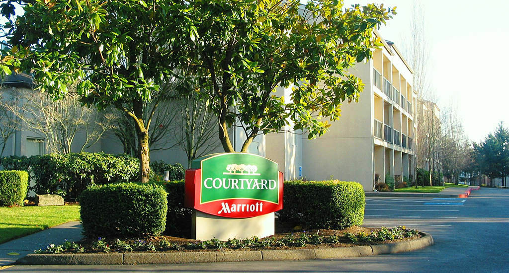Готель Courtyard By Marriott Portland Гіллсборо Екстер'єр фото